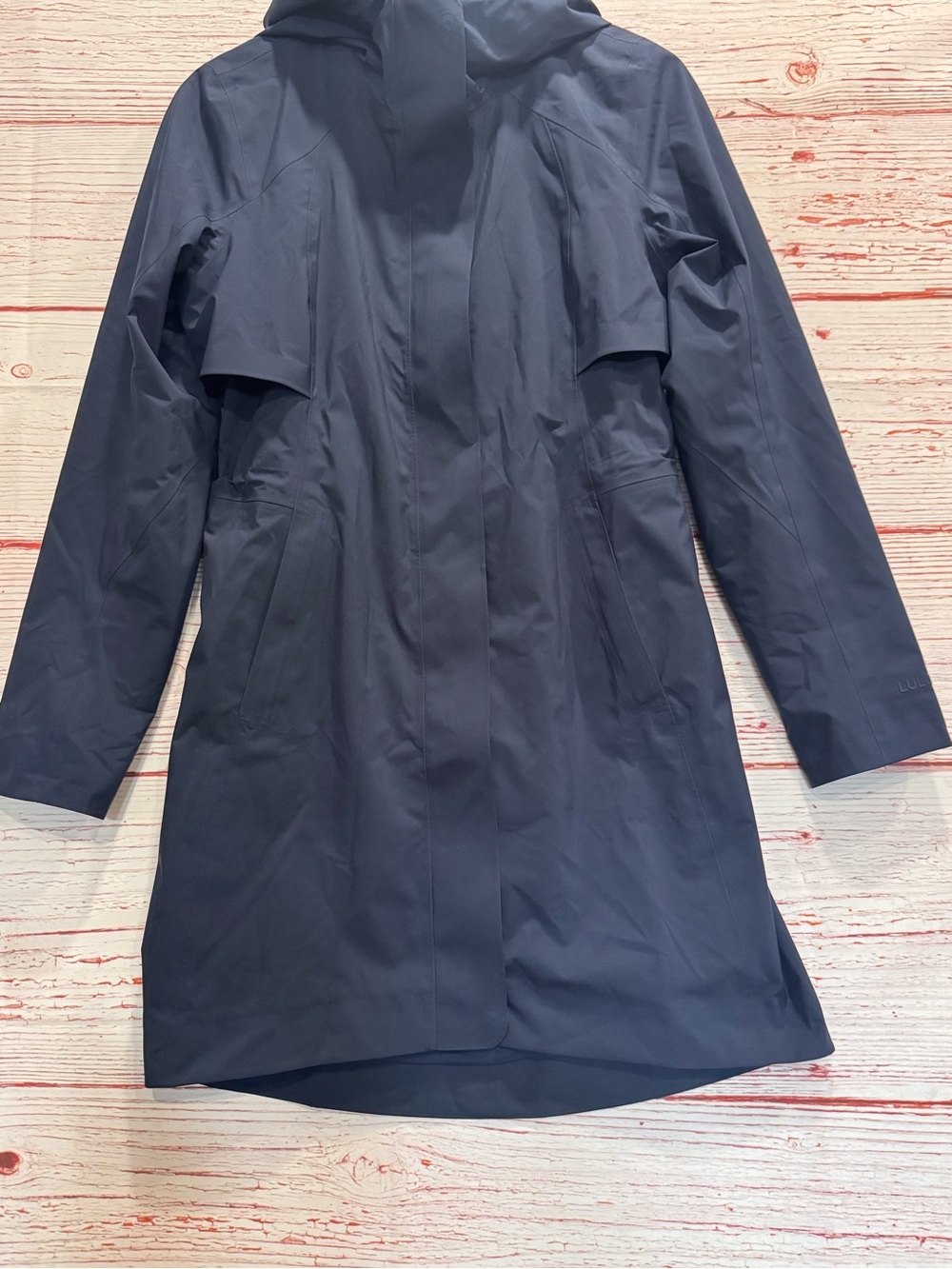 Lululemon Rain Rebel Jacket in True Navy Sz 4 - Picture 4 of 12